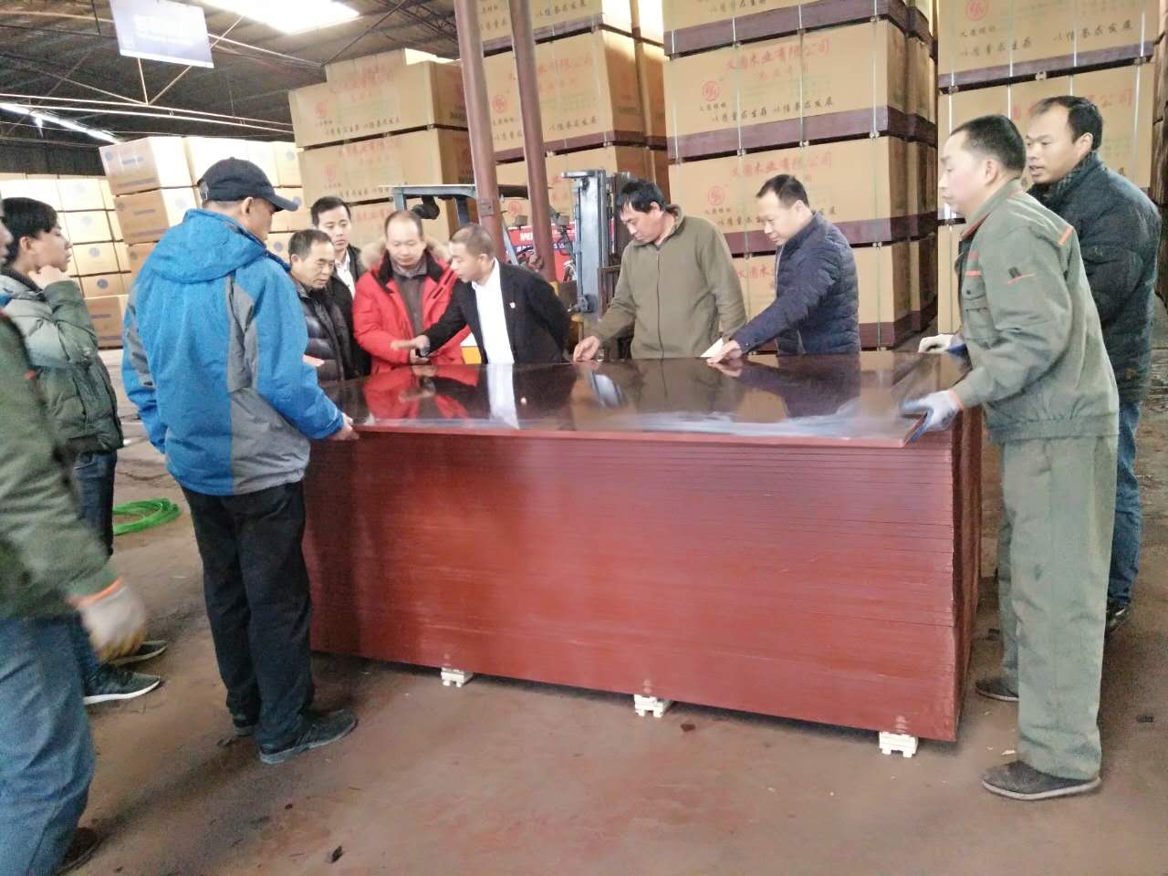 北京城建集團(tuán)領(lǐng)導(dǎo)蒞臨五棵松集團(tuán)考察指導(dǎo)