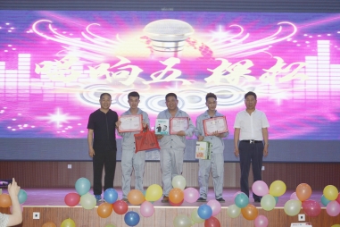 唱響五棵松----第一屆“五棵松”杯才藝展示大賽圓滿舉行！