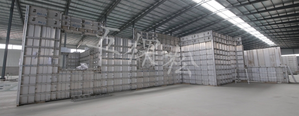 五棵松木業(yè)為您分析：廊坊為什么會成為建筑模板基地？